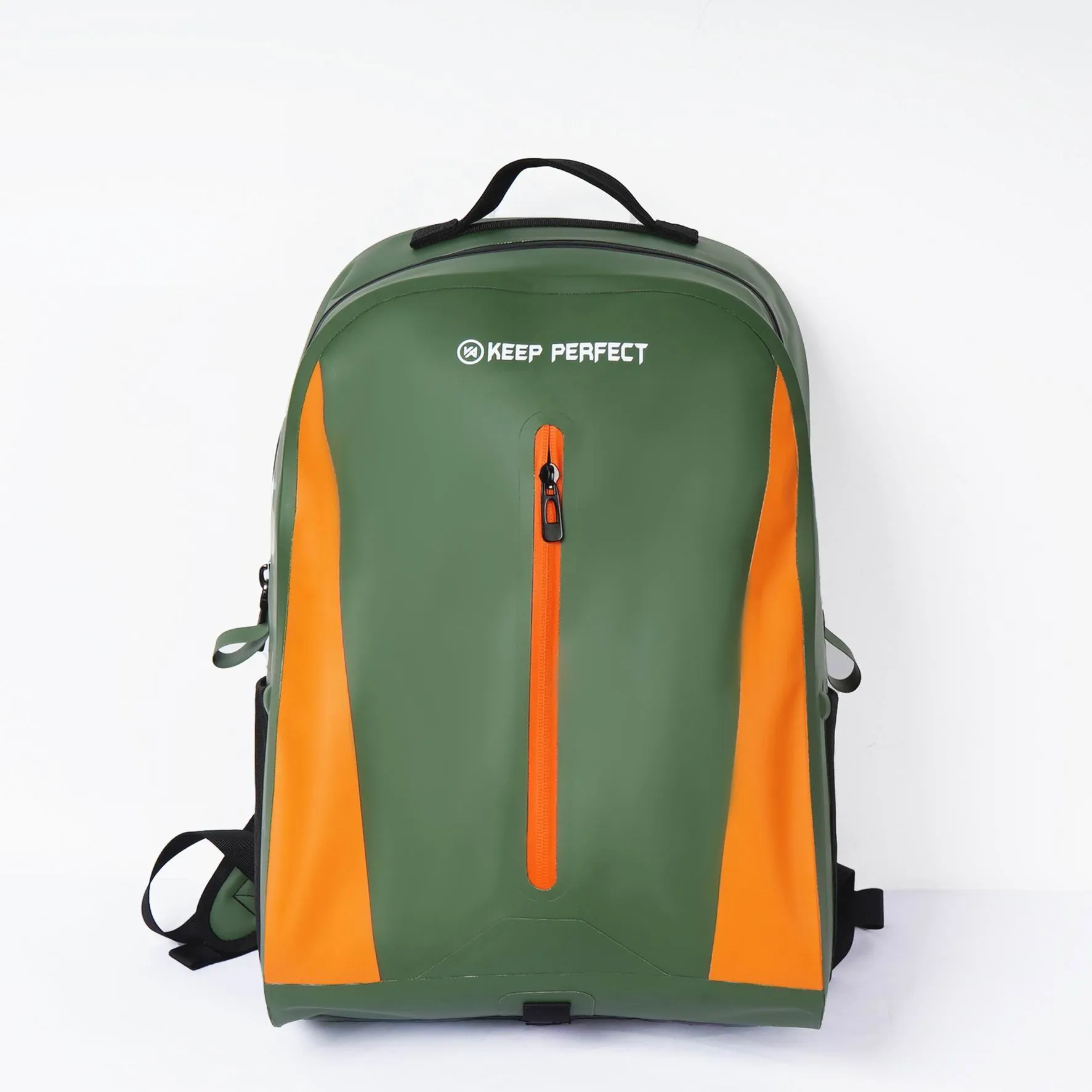shoulder dry bag detail view
